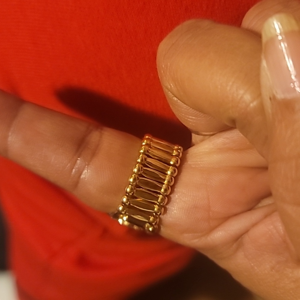 Ring - Picture 2 of 2